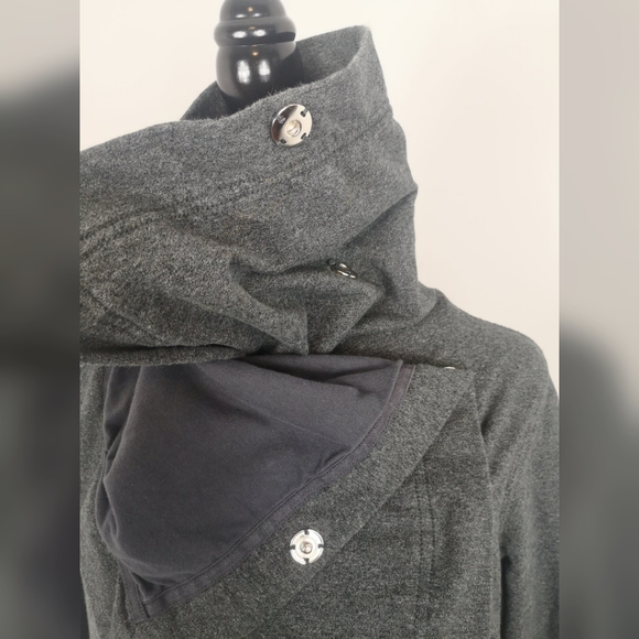 Lululemon Savasana wrap sweater - Picture 6 of 10